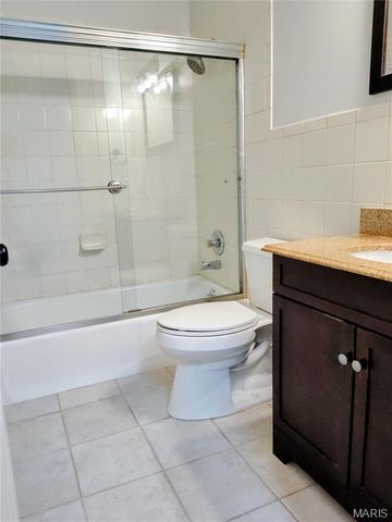 13140 Greenbough Drive, Unincorporated, MO 63146