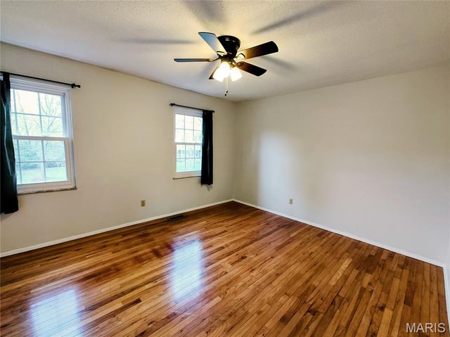 13140 Greenbough Drive, Unincorporated, MO 63146