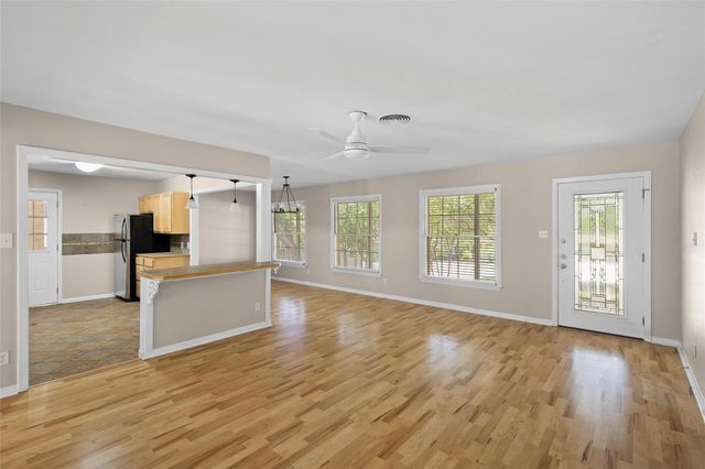 2301 Westworth CIR, Austin, TX 78704