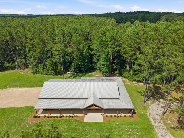 600 Scruggs Rd., Sumrall, MS 39482