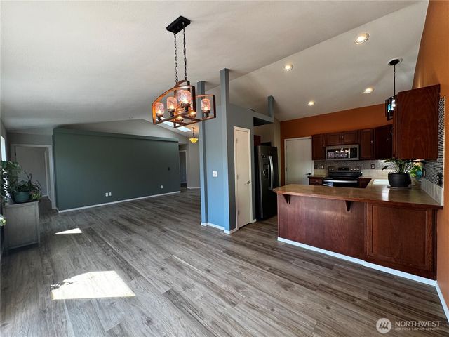 427 Stadium Loop, Napavine, WA 98565