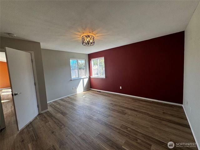 427 Stadium Loop, Napavine, WA 98565
