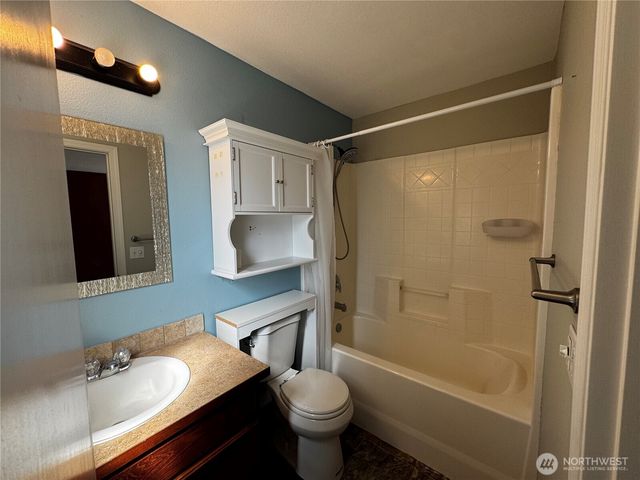 427 Stadium Loop, Napavine, WA 98565