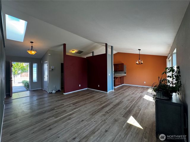 427 Stadium Loop, Napavine, WA 98565
