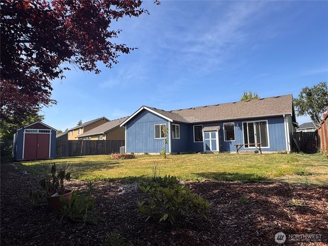 427 Stadium Loop, Napavine, WA 98565
