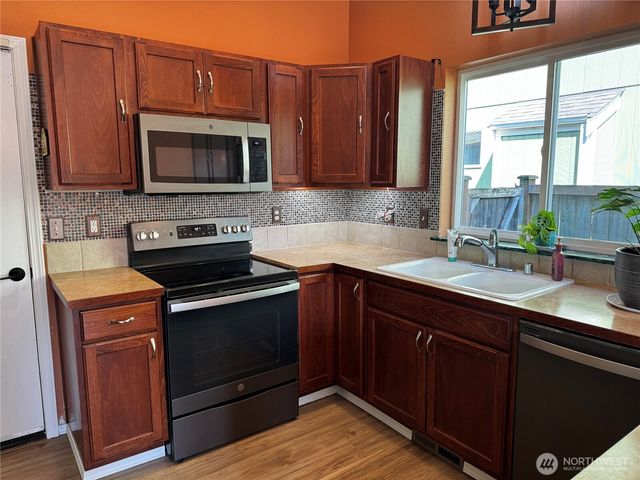 427 Stadium Loop, Napavine, WA 98565