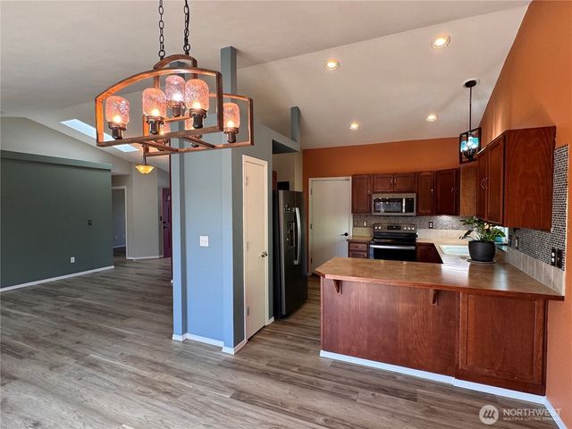 427 Stadium Loop, Napavine, WA 98565