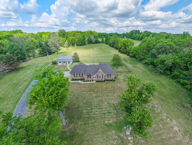 590 Allisona Rd, Eagleville, TN 37060