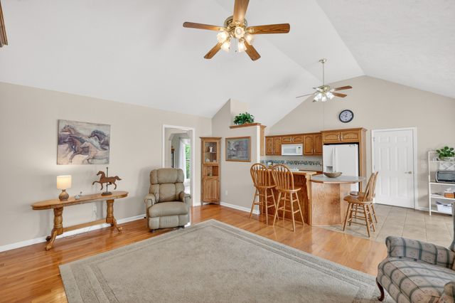 590 Allisona Rd, Eagleville, TN 37060