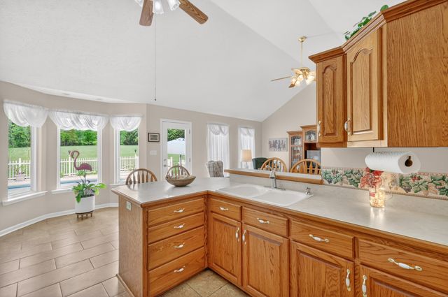 590 Allisona Rd, Eagleville, TN 37060