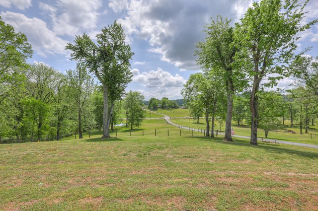 590 Allisona Rd, Eagleville, TN 37060