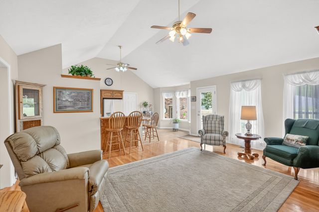 590 Allisona Rd, Eagleville, TN 37060