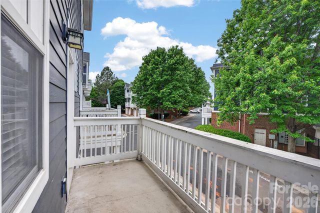 1508 Walnut View Drive, Charlotte, NC 28208