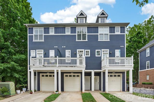 1508 Walnut View Drive, Charlotte, NC 28208