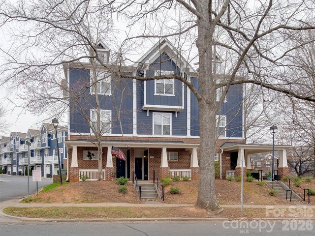 1508 Walnut View Drive, Charlotte, NC 28208
