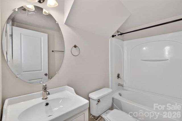 1508 Walnut View Drive, Charlotte, NC 28208