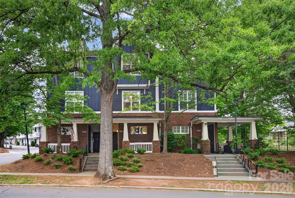 1508 Walnut View Drive, Charlotte, NC 28208