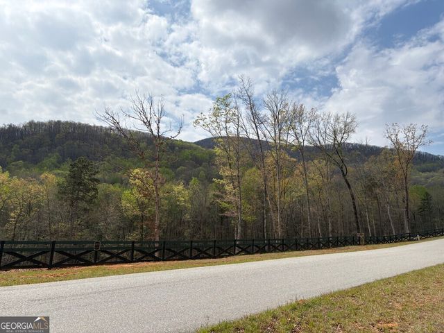 21 Yonah Lake Drive, Sautee Nacoochee, GA 30571