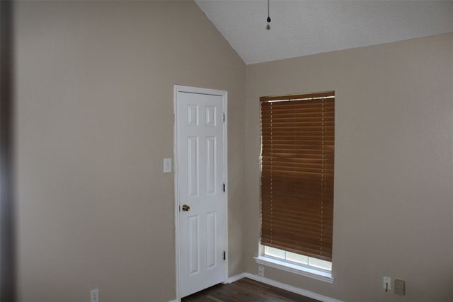 961 Grasswood Court, Arlington, TX 76017