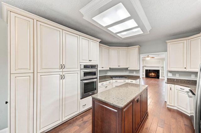 7935 S Wellington Court, Houston, TX 77055