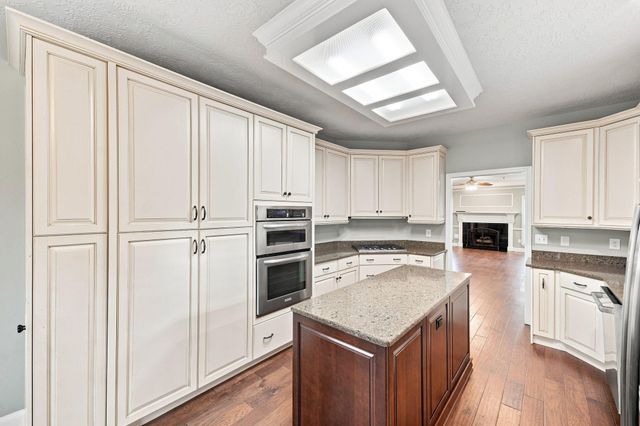 7935 S Wellington Court, Houston, TX 77055