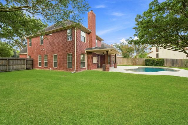 7935 S Wellington Court, Houston, TX 77055
