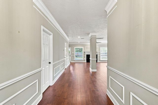 7935 S Wellington Court, Houston, TX 77055