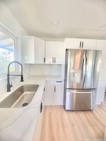 94-376 Ana Lane, Waipahu, HI 96797
