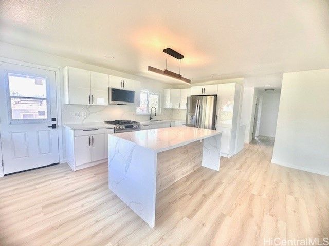 94-376 Ana Lane, Waipahu, HI 96797