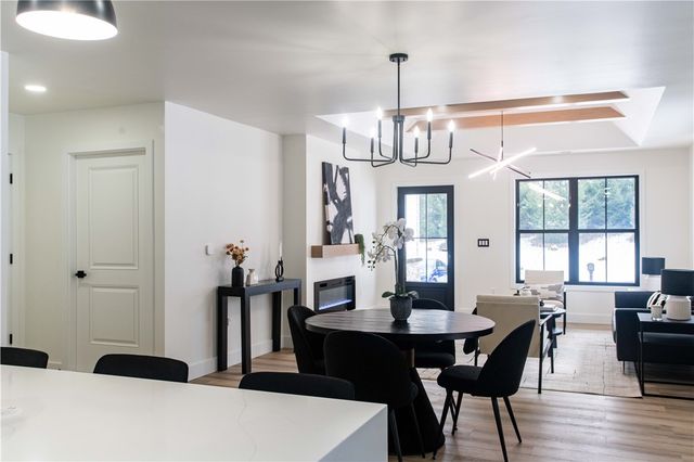 1820 W 11th St, Patterson Twp, PA 15010