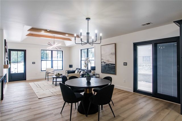 1820 W 11th St, Patterson Twp, PA 15010