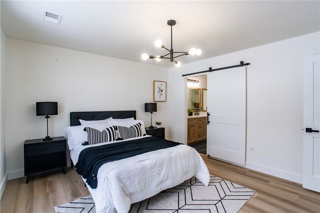 1820 W 11th St, Patterson Twp, PA 15010