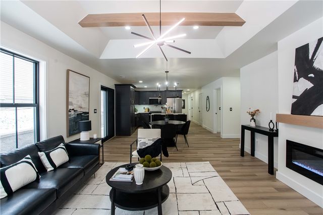 1820 W 11th St, Patterson Twp, PA 15010