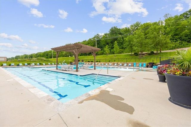 6745 Prairie Lane, Parkville, MO 64152