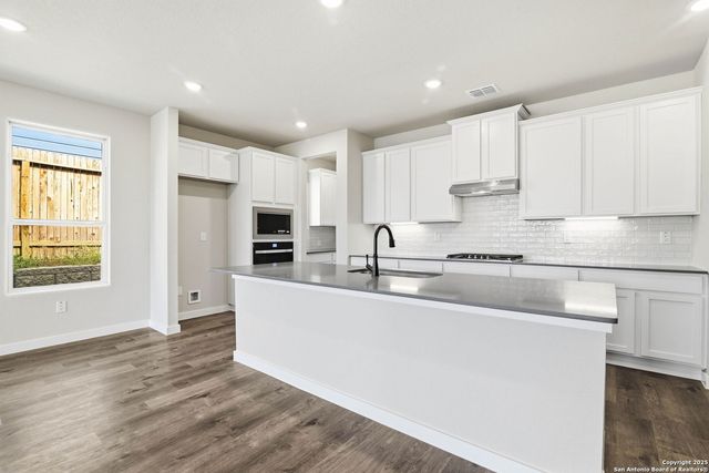 11909 Vista Cruise, Live Oak, TX 78233