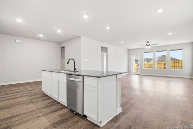 11909 Vista Cruise, Live Oak, TX 78233