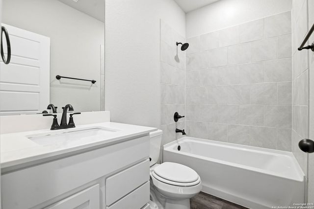 11909 Vista Cruise, Live Oak, TX 78233