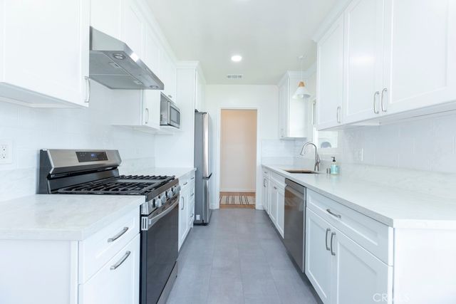 3128 Fidler, Long Beach, CA 90808