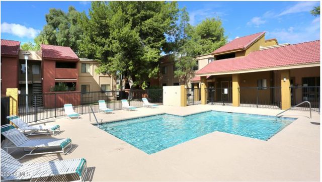 825 S RIVER Drive 116, Tempe, AZ 85281