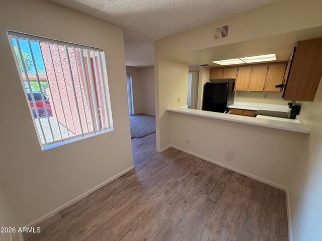 825 S RIVER Drive 116, Tempe, AZ 85281