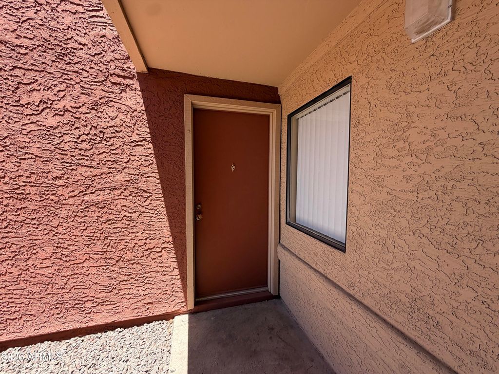 825 S RIVER Drive 116, Tempe, AZ 85281