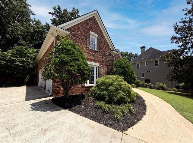 1984 Charrwood Court, Marietta, GA 30062