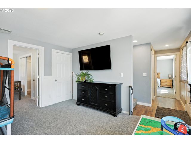 438 Nw ROSELAWN St, Stevenson, WA 98648