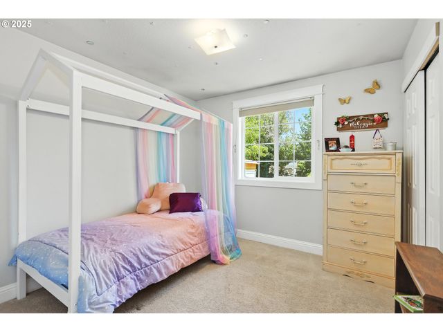 438 Nw ROSELAWN St, Stevenson, WA 98648