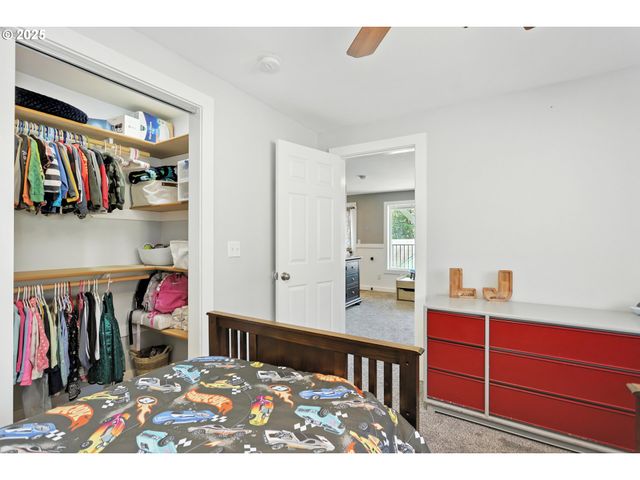 438 Nw ROSELAWN St, Stevenson, WA 98648