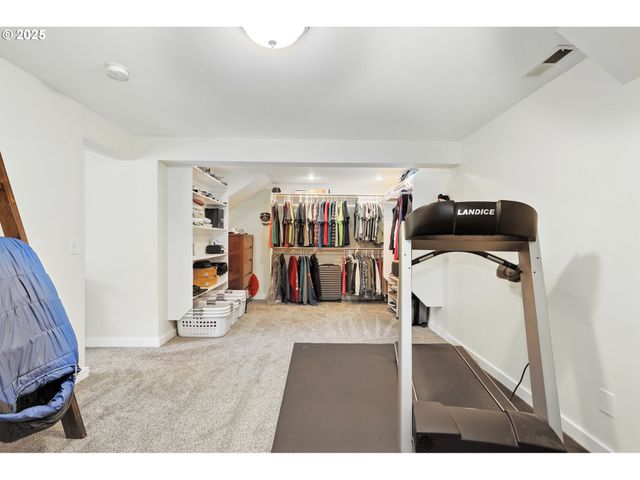 438 Nw ROSELAWN St, Stevenson, WA 98648