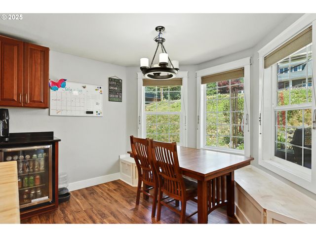 438 Nw ROSELAWN St, Stevenson, WA 98648