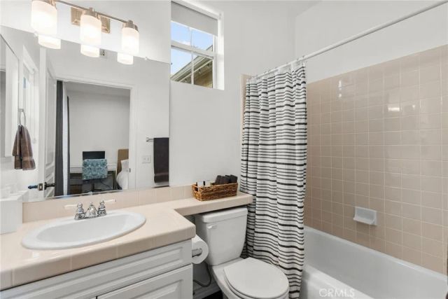 7417 Darnoch Way, West Hills, CA 91307