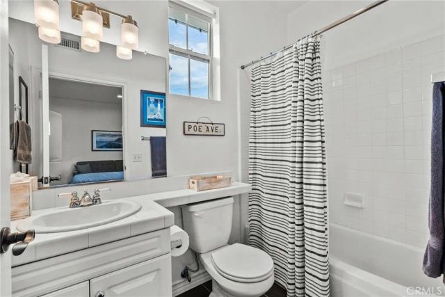 7417 Darnoch Way, West Hills, CA 91307