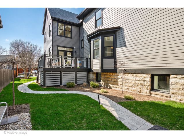 3846 N Kedvale Avenue, Chicago, IL 60641